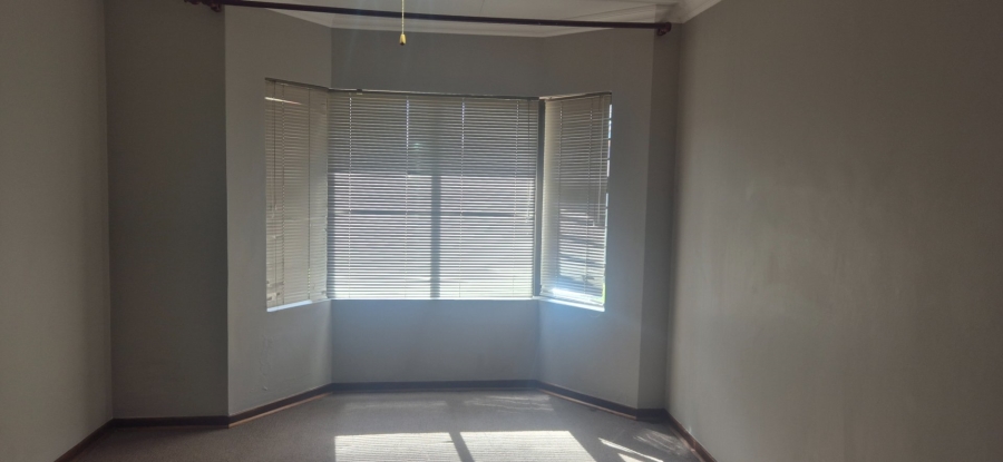3 Bedroom Property for Sale in Hillside View Free State